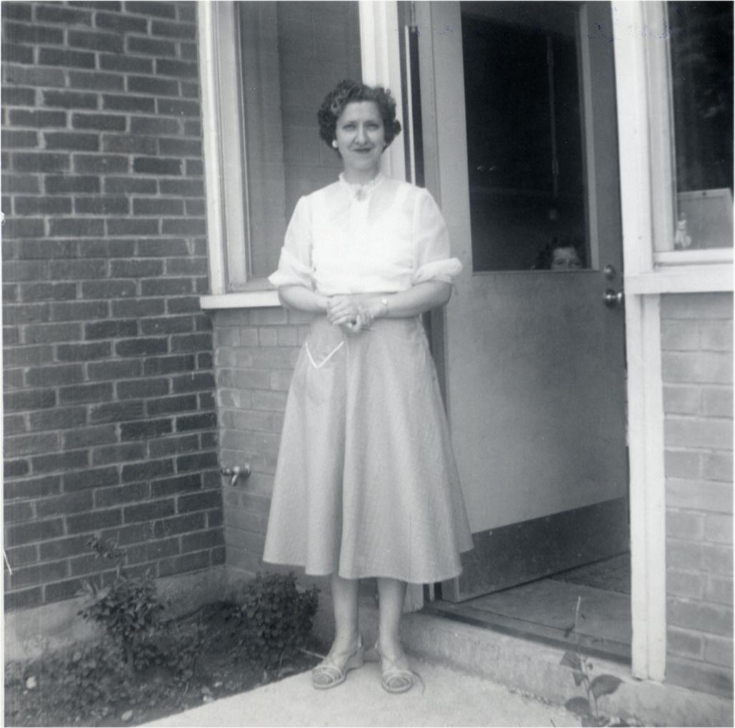 1954 Mrs Hutchins Armour Heights