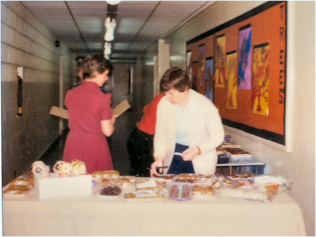 1984 Christmas Bazaar B