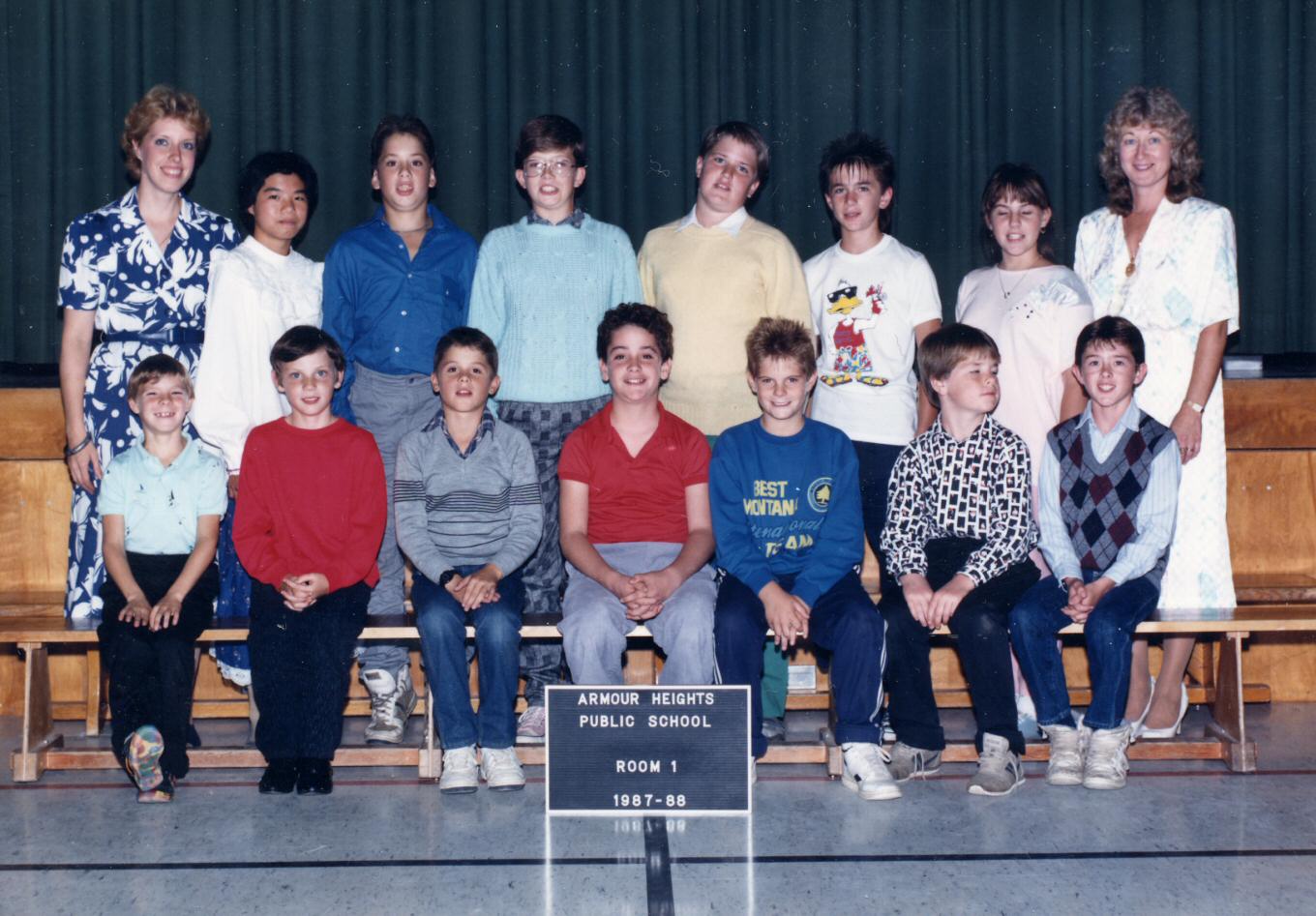 1988_Room_1_Armour_Heights